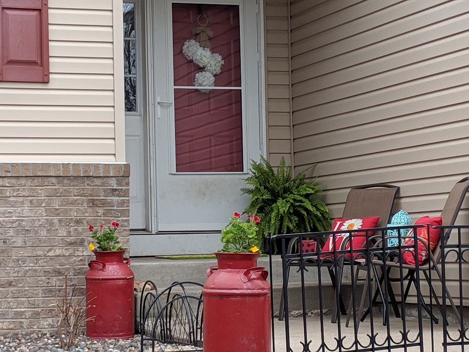 2nd image of 388 107th Ln NW