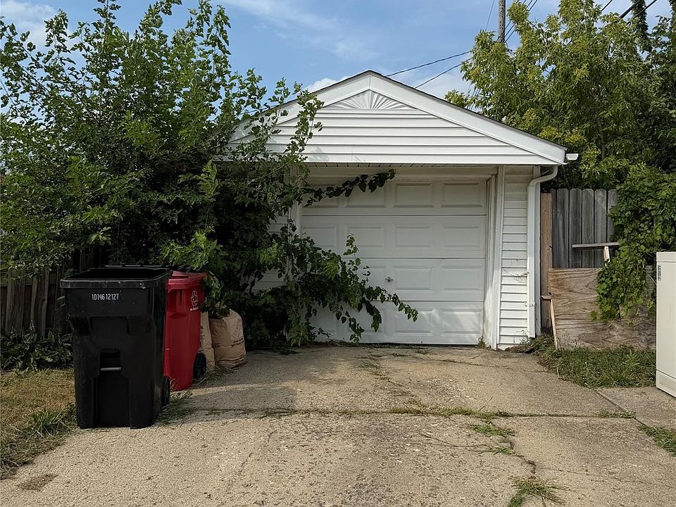 28302 Edward St, photo 4