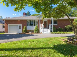 23 Nutwood Avenue, Schenectady, NY 12304
