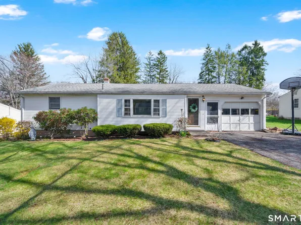 31 Meadowlark Road, Enfield, CT 06082