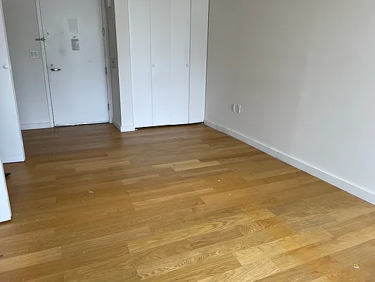 Rented by The Moinian Group | media 17