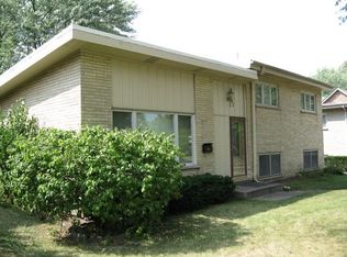 237 Vista Dr, Wilmette, IL 60091