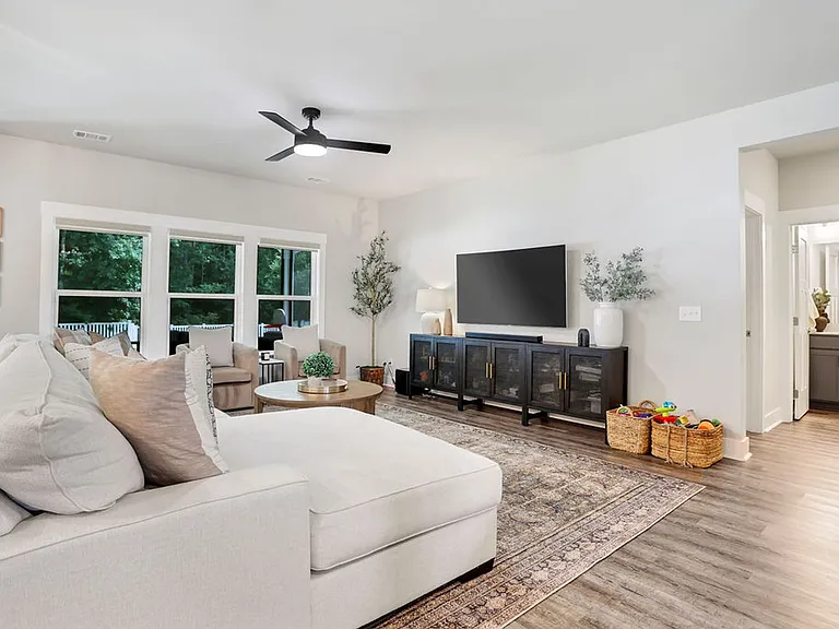 118 Pickett Fence Ln — Photo 15
