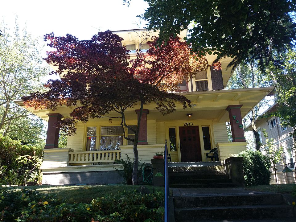 1st image of 2813 Broadway E