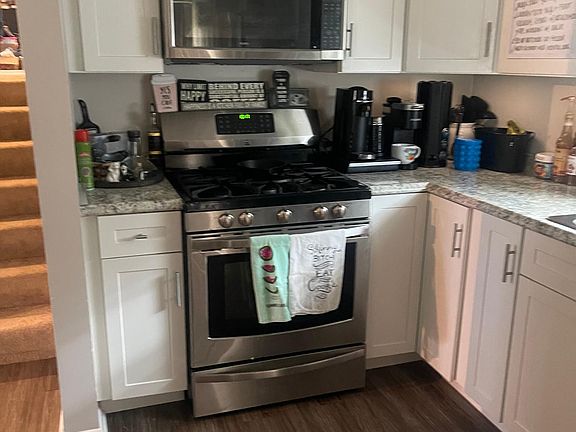 3rd image of 17331 Oriole Ave