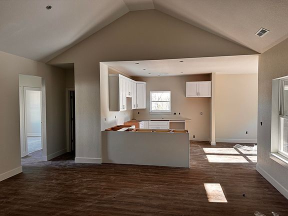 2nd image of 196 Sunrise Villa Drive