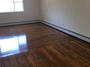 52 Juniper Rd, Port Washington, NY 11050