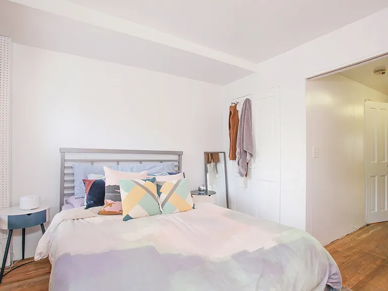 34 E 1st St #2R — Photo 3