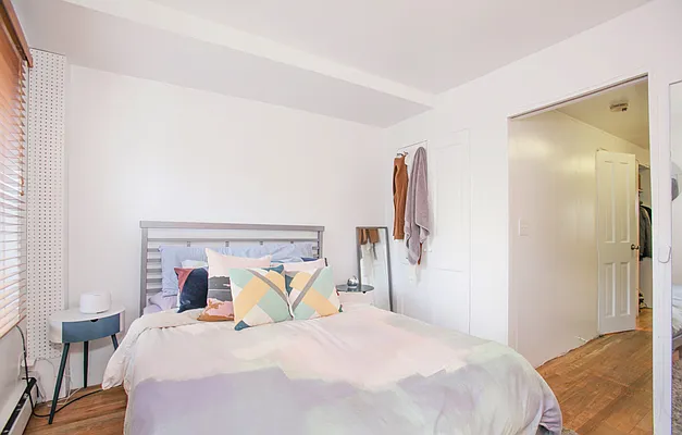 Rented by Compass | media 26