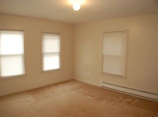 18 Adelaide St #2, New London, CT 06320