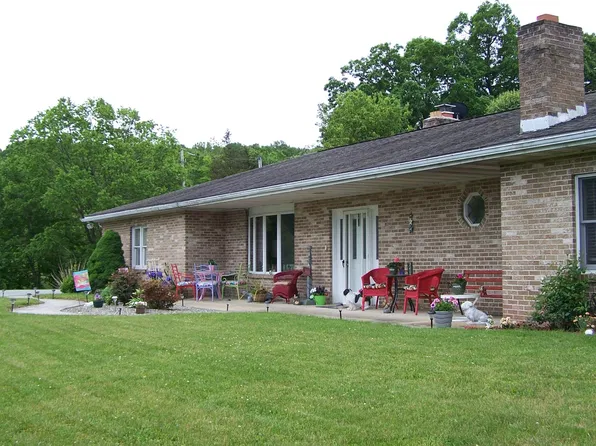 155 Pleasant Hill Rd, Lewisberry, PA 17339