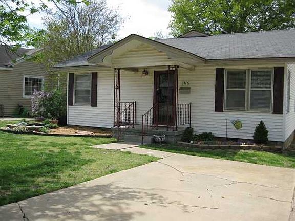 3rd image of 1416 N Louisa Ave