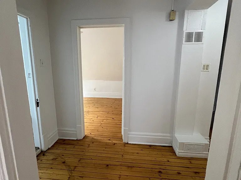 301 Wilbrod St #7 — Photo 15