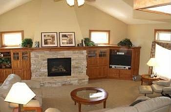 4th image of 15350 Waco Ct NW