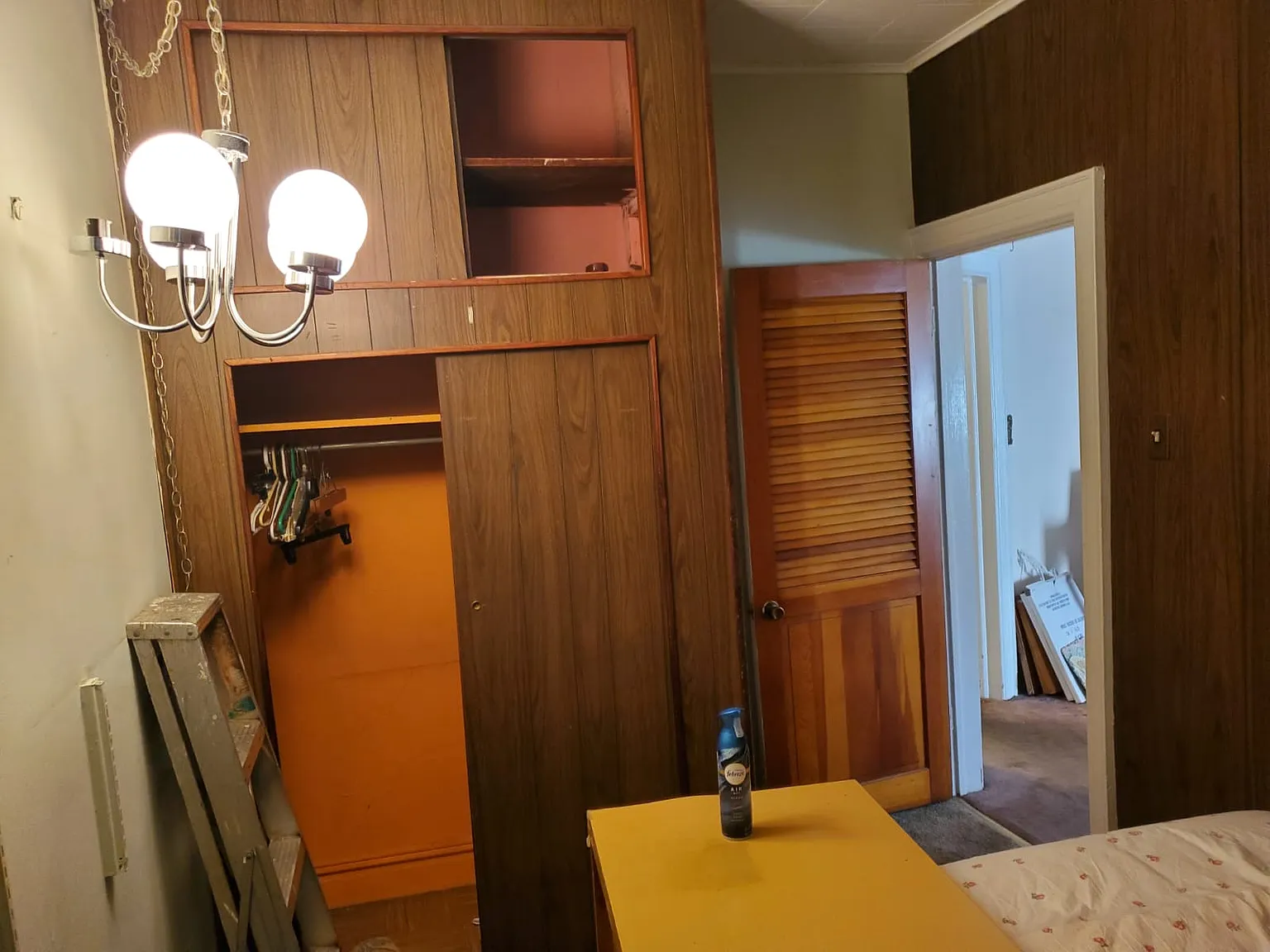 3 bed, 880 sqft, $2,000 — Photo 3