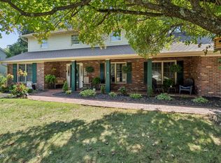 306 Hale Meade Dr, Gray, TN 37615