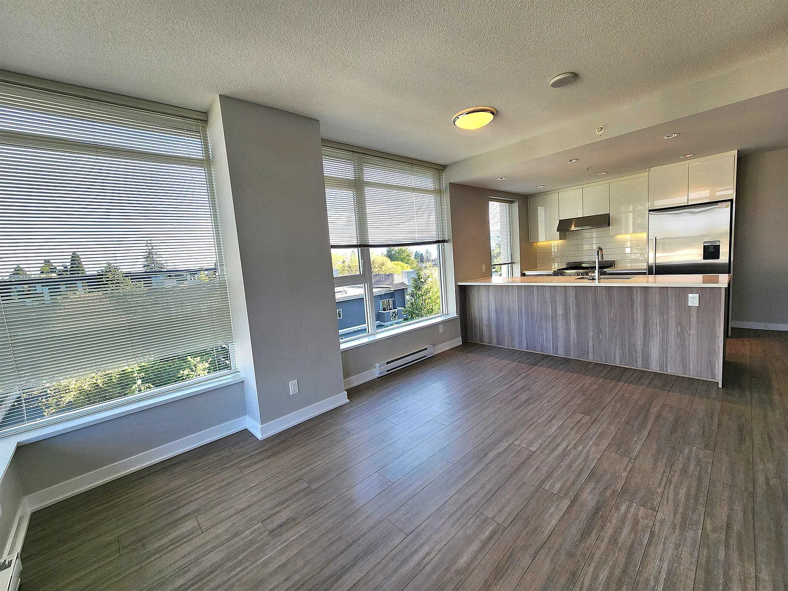 2 bed, 749 sqft, $2,850 — Photo 3