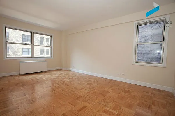 Rented by FirstService Realty (legacy) | media 14