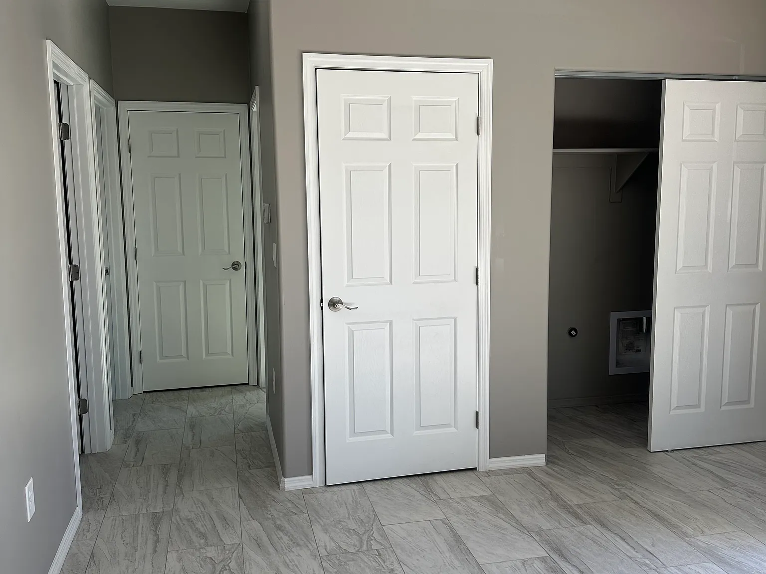 2 bed, 1200 sqft, $1,550 — Photo 4