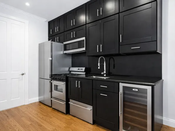 3 West 103rd Street image 1 of 1