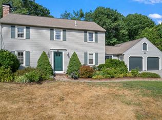 17 Merrifield Dr, Kennebunk, ME 04043