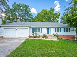 743 Ashley Forest Dr, Hixson, TN 37343