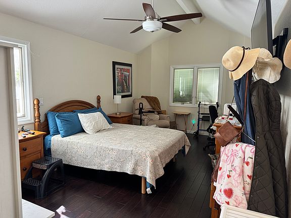 5th image of 2124 Saratoga Pl