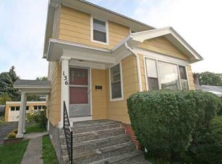 136 Falstaff Rd, Irondequoit, NY 14609