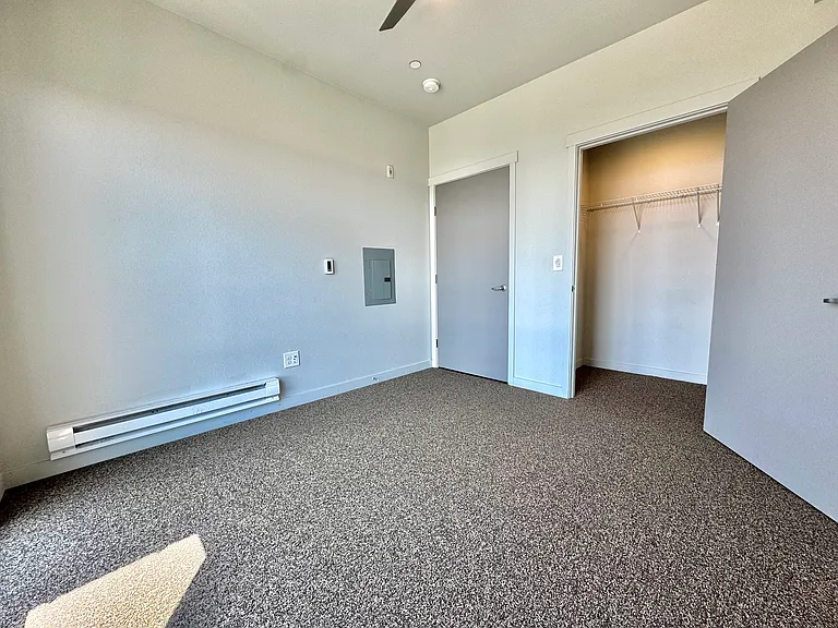 80 Main — Photo 34