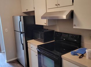 5808 March Ln APT B, Sumner, WA 98390