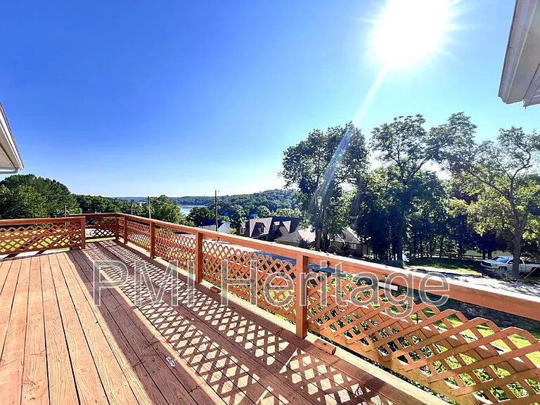 40 Portsmouth Dr — Photo 15