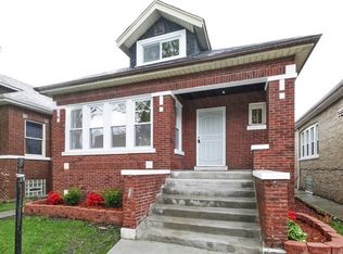 9016 S Throop St, Chicago, IL 60620