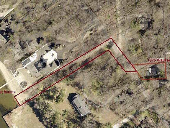 4th image of 1375 Waukazoo Dr
