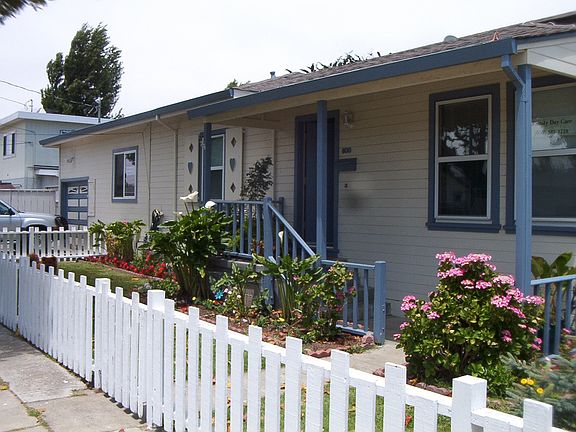 2nd image of 600 3rd Ave