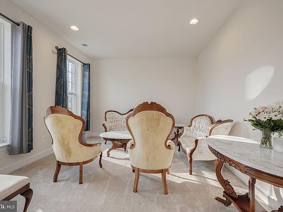 5th image of 5946 Clapton Ct Unit 29