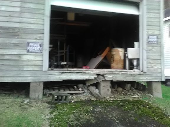 5th image of 273 Flint Ave