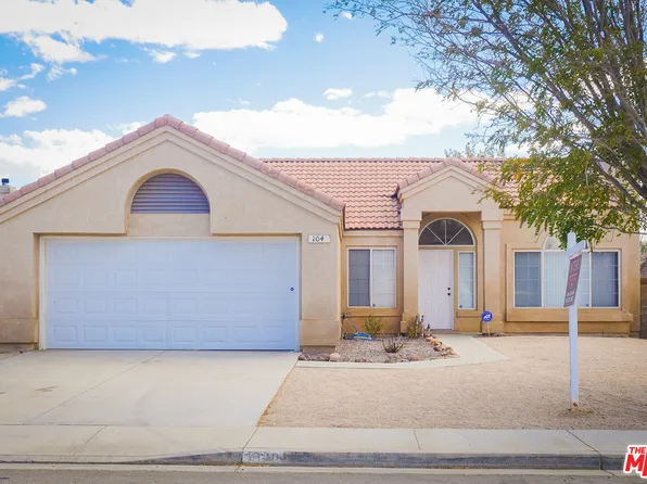 1040 Fairwind Ave, Rosamond, CA 93560