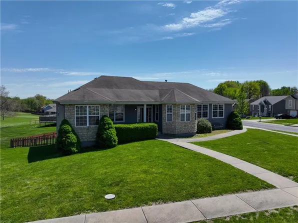 5629 Marion Cir, Kansas City, MO 64133