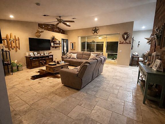 2nd image of 18222 Camellia Rd