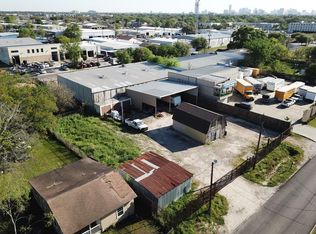 8634 Lipan Rd, Houston, TX 77063