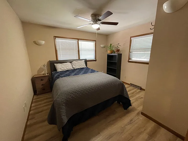 1813 Vaughn Dr — Photo 8
