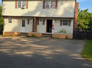 12 Lynn Street, Nanuet, NY 10954