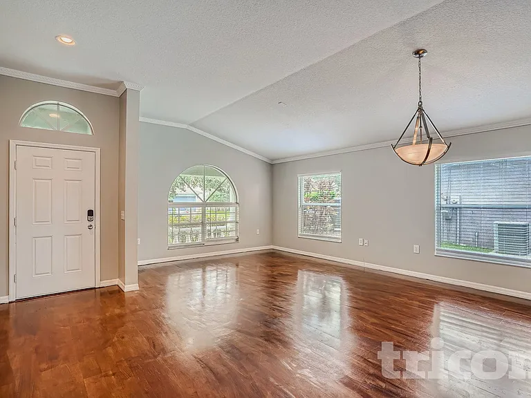 12755 Standbridge Dr — Photo 16