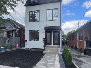 222 Belgravia Ave #2, Toronto, ON M6E 2M8