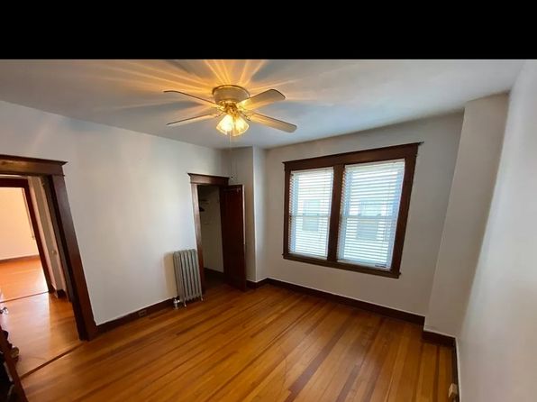 82 Saint James Ave #82