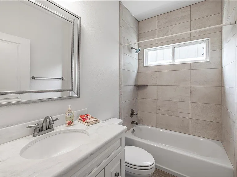 1544 Miccosukee Loop — Photo 32