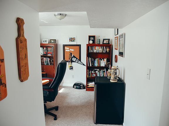 5th image of 2533 E Wilmington Ave