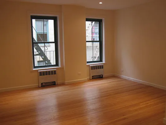 Rented by City & Suburban | media 3