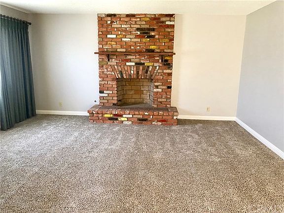 4th image of 16223 Upland Ave