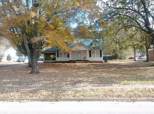 160 High St, Huntingdon, TN 38344